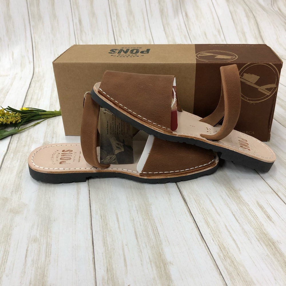 Pons Sandals